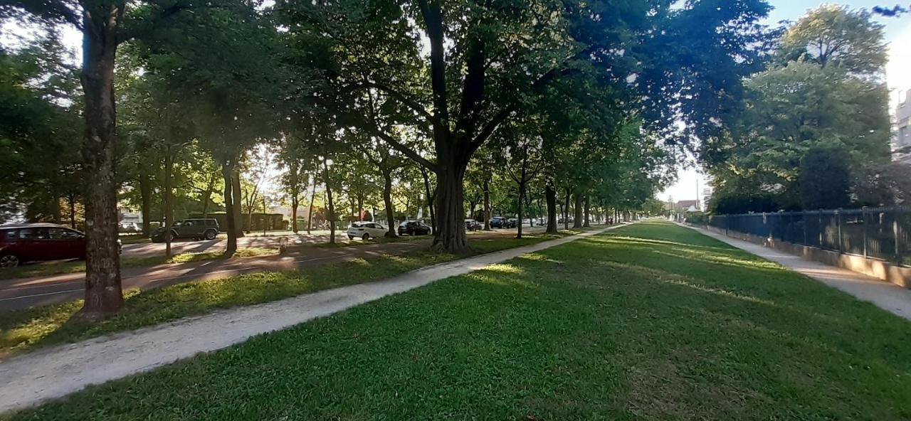 Allees Historiques Du Parc De La Colombiere, Appt Haut De Gamme Дижон Екстериор снимка