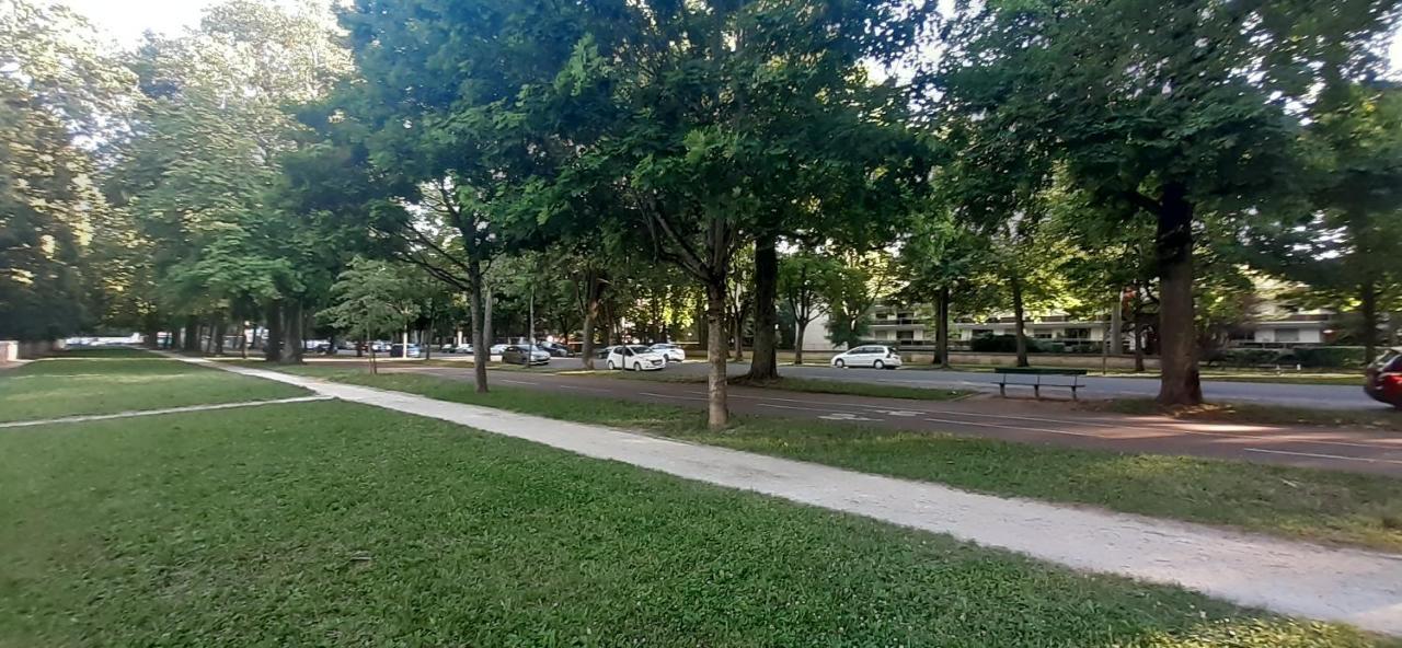 Allees Historiques Du Parc De La Colombiere, Appt Haut De Gamme Дижон Екстериор снимка